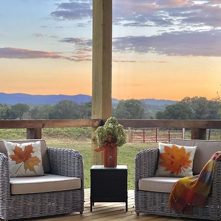 The Dogwood Inn ブルーリッジ山脈 エクステリア 写真