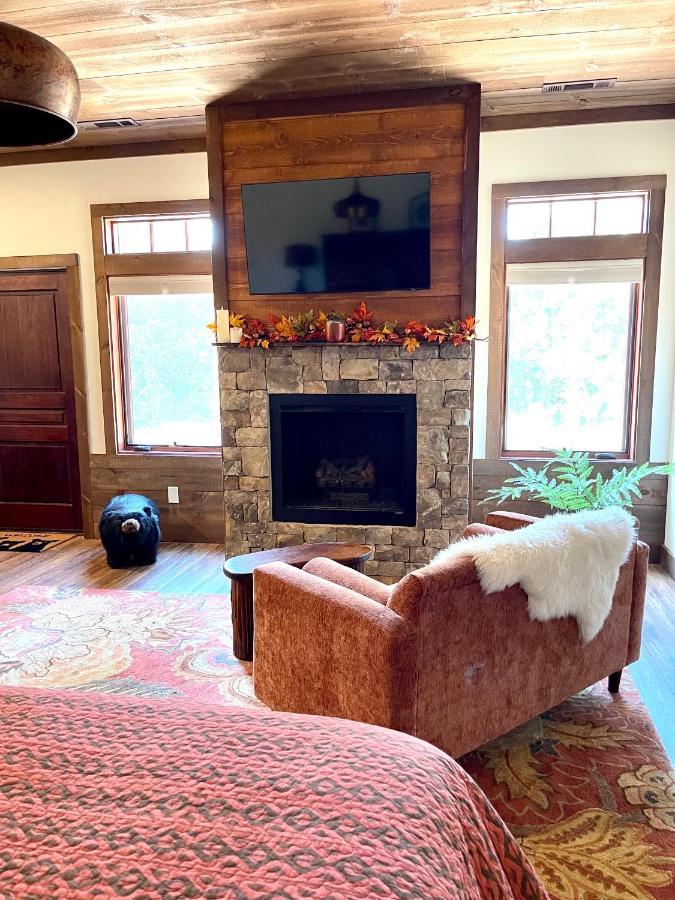 The Dogwood Inn ブルーリッジ山脈 エクステリア 写真