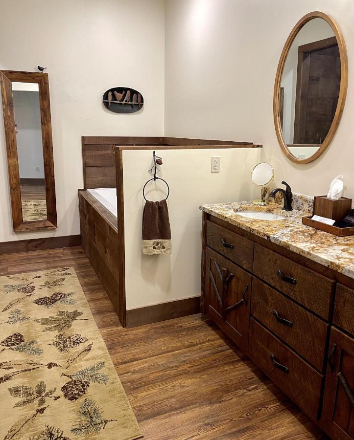 The Dogwood Inn ブルーリッジ山脈 エクステリア 写真